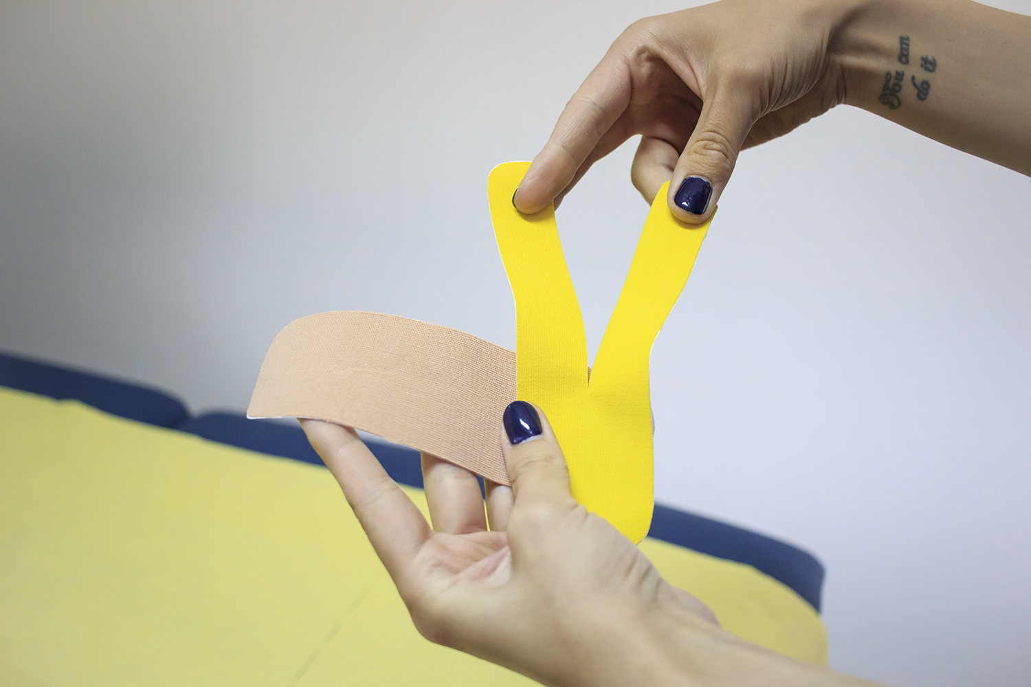  Przyk_adowe_ci_cie_kinesiotapingu