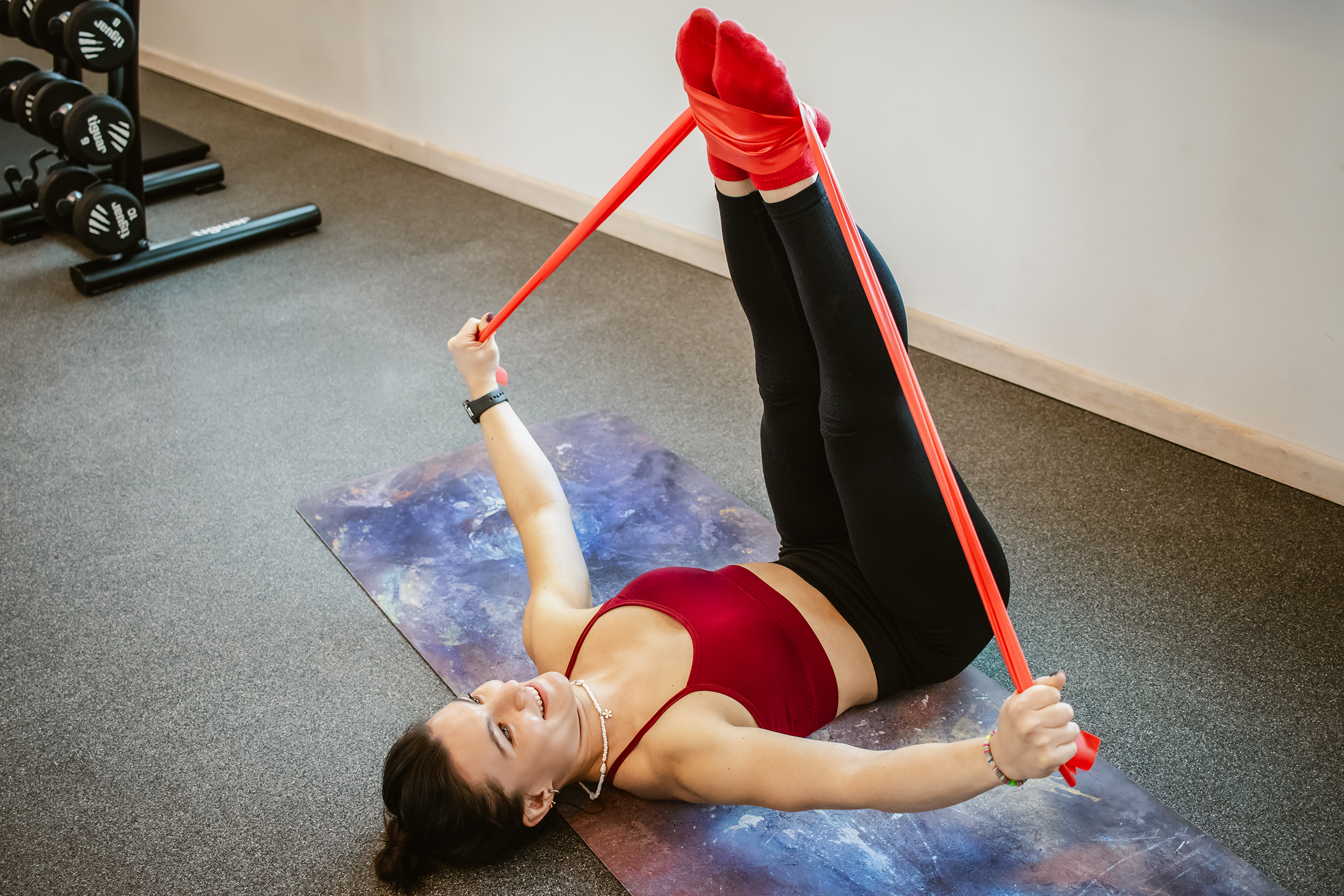 Taśma do ćwiczeń - przykładowy trening Trening z taśmą do ćwiczeń