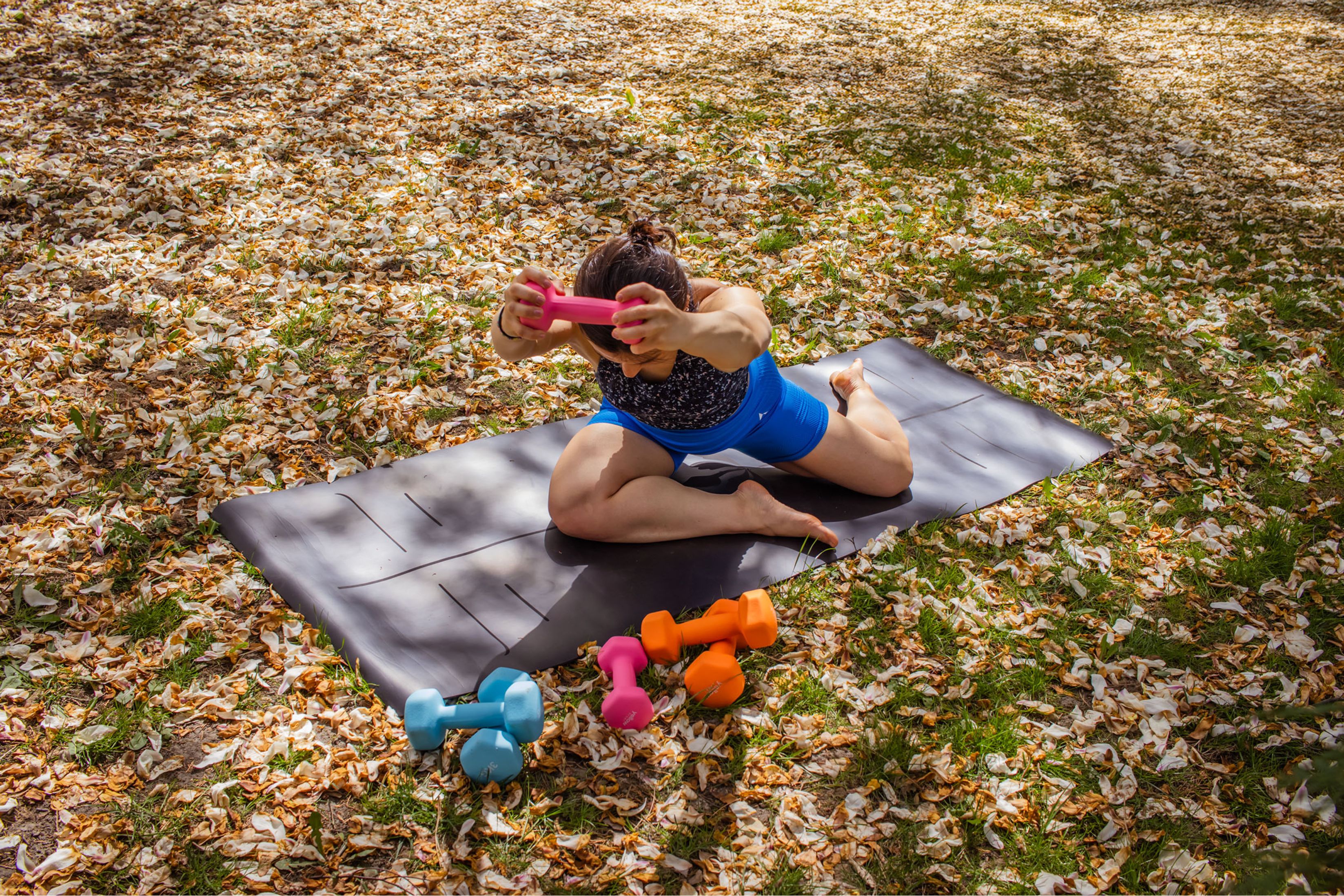 Jakie są zalety ćwiczeń z hantlami? 