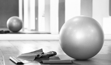 Elastyczna taśma do ćwiczeń i jej znaczenie w rehabilitacji 