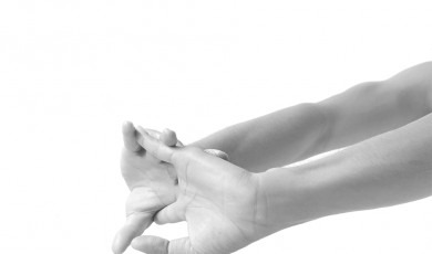 Trzaski, trzeszczenia i strzelanie stawów