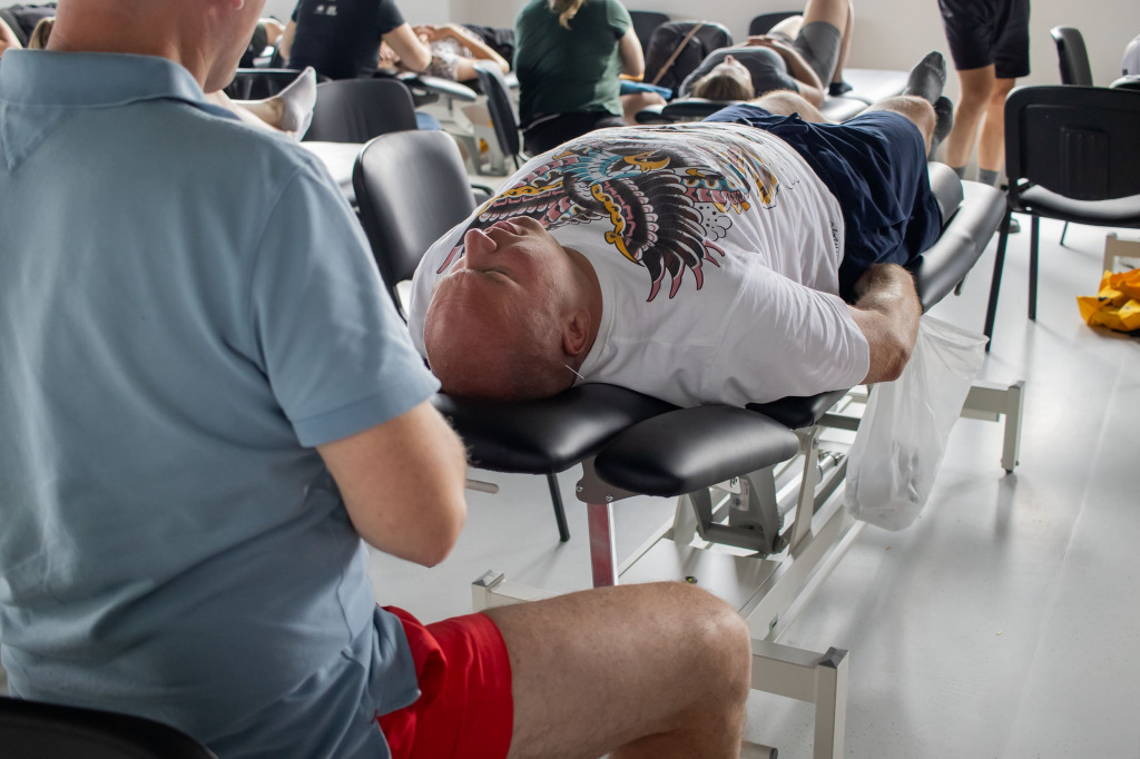 Stoły do masażu. Jaki stół do masażu wybrać? 