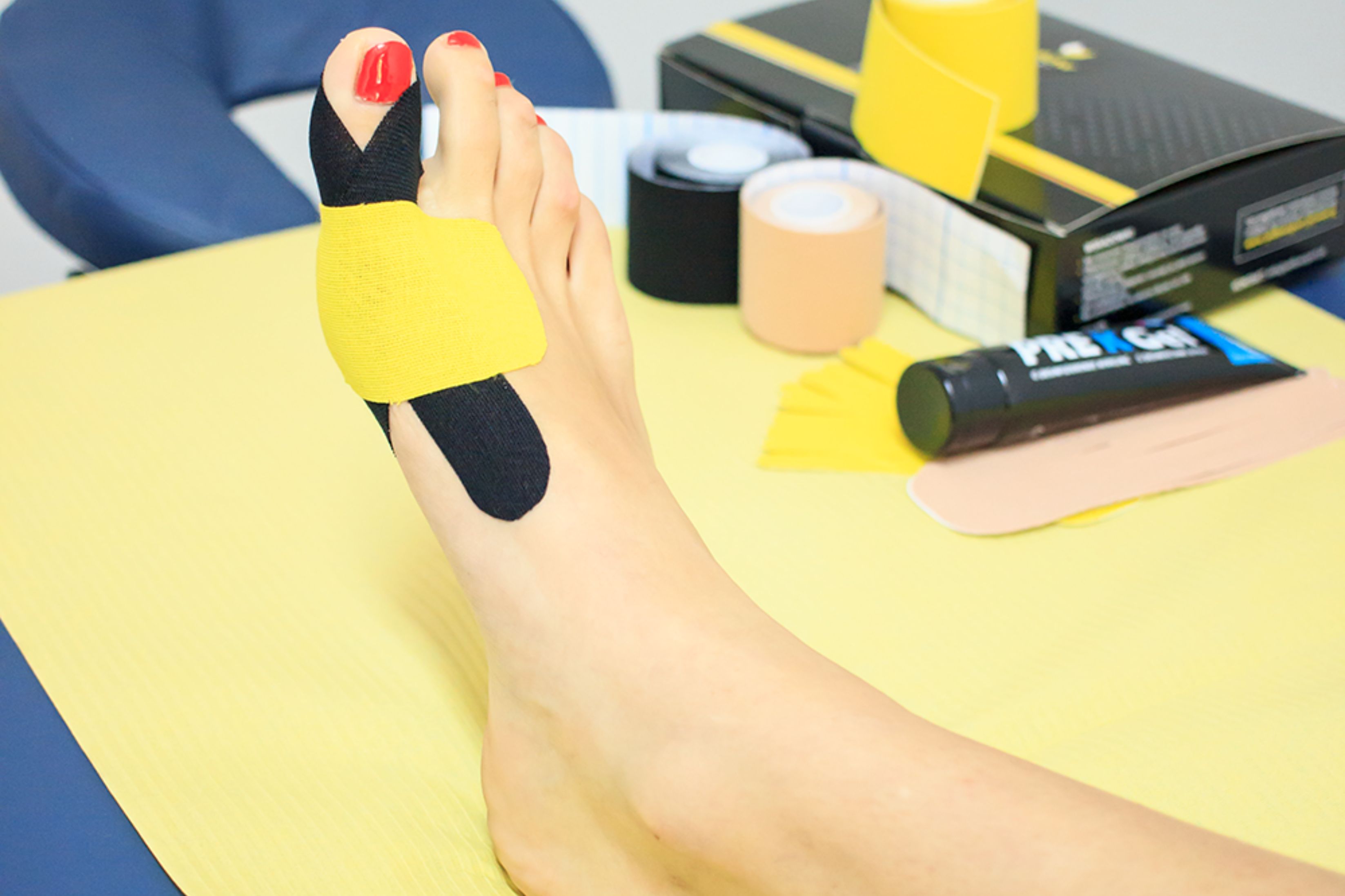 Kinesiotaping - Paluch koślawy