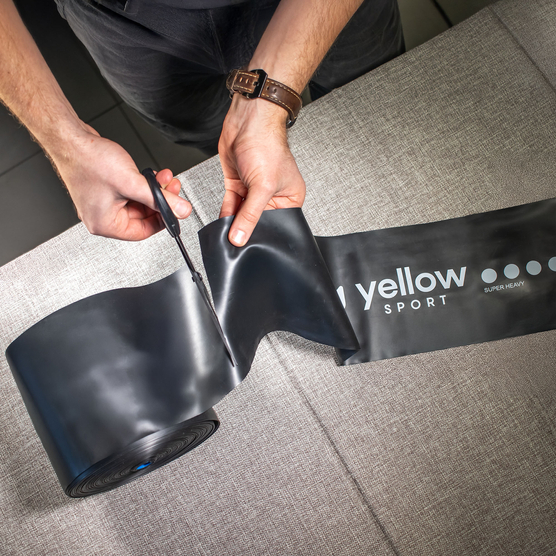 yellowFLAT Band - Taśma TPE do ćwiczeń i fizjoterapii - W rolce, do cięcia - Czarna - 15 cm x 30 m - Opór 12-15 kg