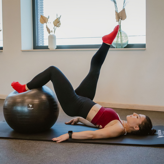 yellowGYM Ball - Piłka gimnastyczna z pompką - Czarna - 65 cm