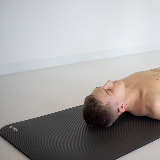 yellowMAT - Mata do ćwiczeń NBR - Czarna - 183 cm x 61 cm x 1,5 cm